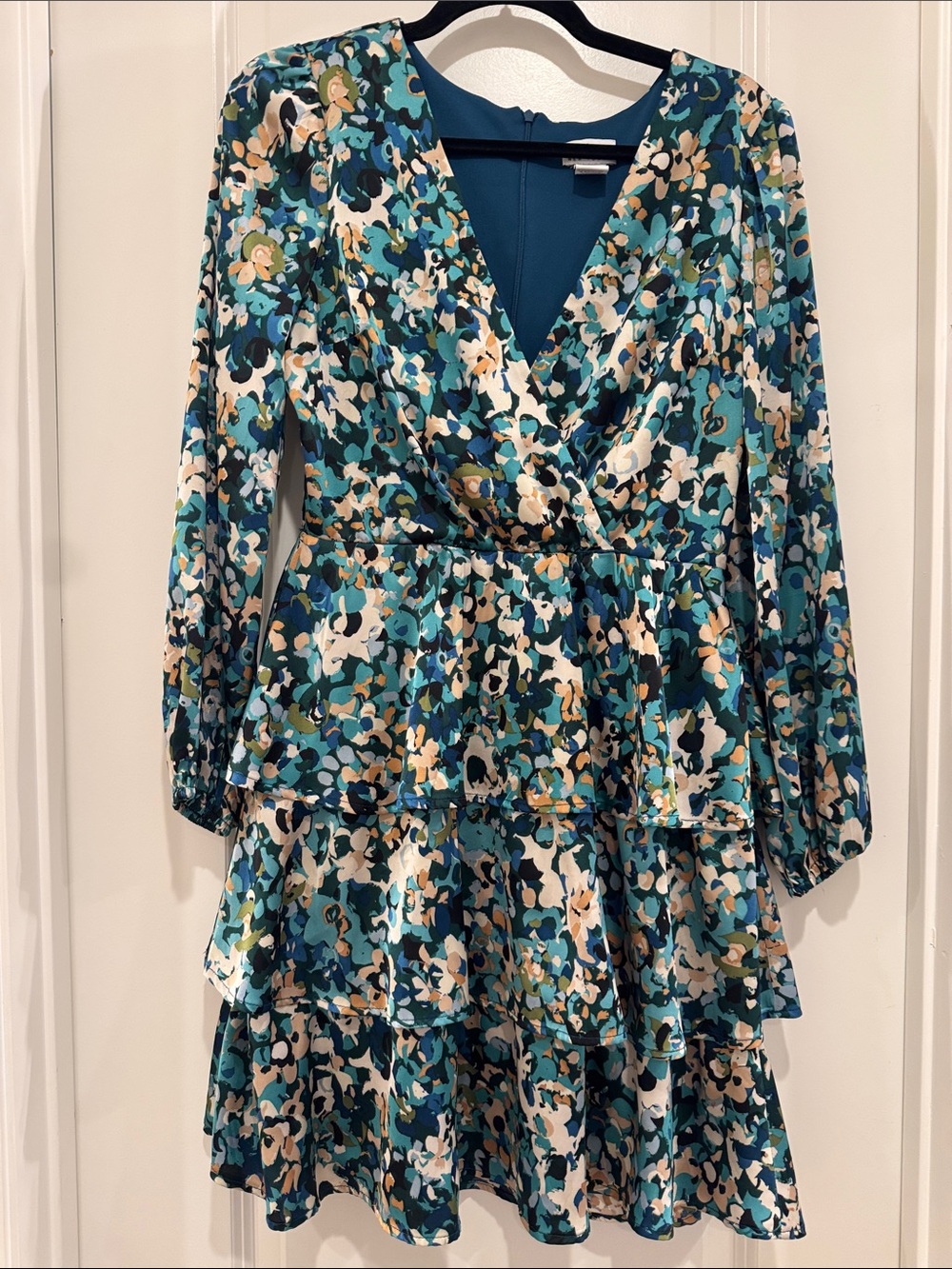 Nicole Miller Teal Floral Print Long-Sleeve Tiered Dress